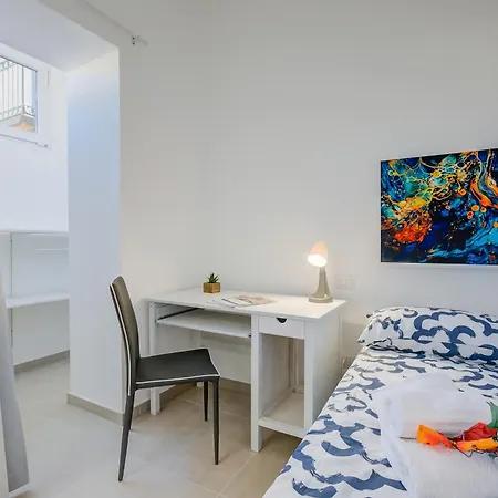 Apartment Darma's House 3 Minutes From Monate - Happy *