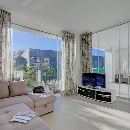 Darma's House 3 Minutes From Monate - Happy Apartment Cadrezzate